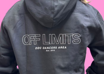 Zwarte hoodie met kap