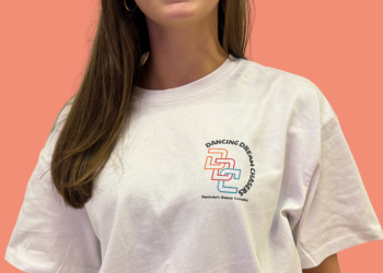 Witte DDC t-shirt (oversized)
